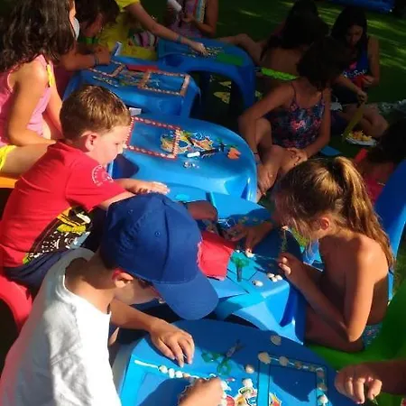 Club Del Sole Stork Family Collection