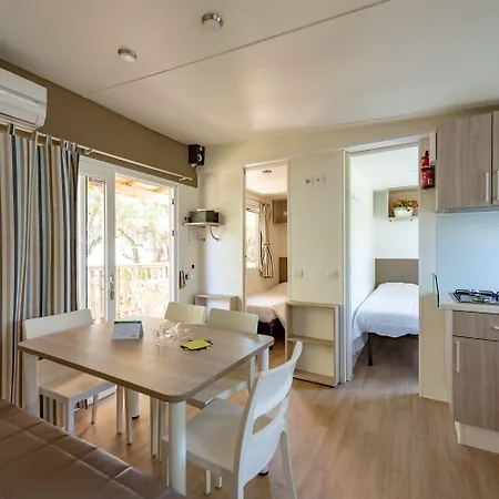 Club Del Sole Stork Family Collection 4* Джулианова