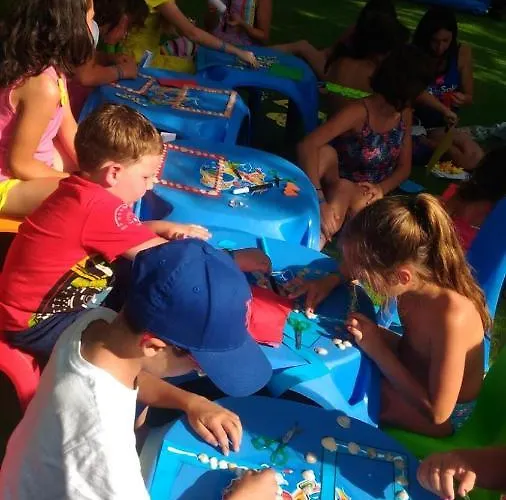 Club Del Sole Stork Family Collection