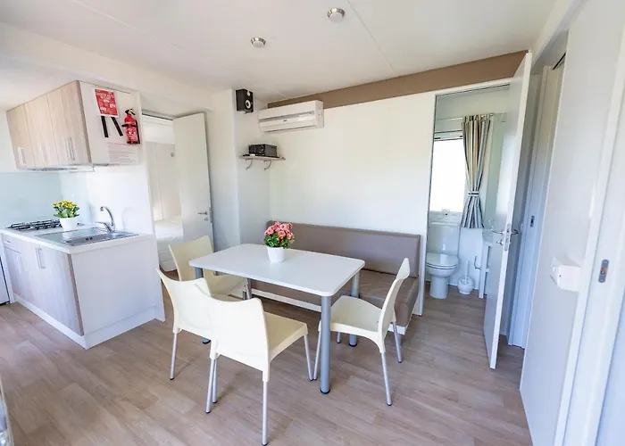 Club Del Sole Stork Family Collection 4*