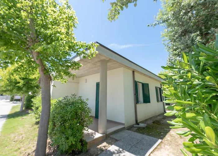 Club Del Sole Stork Family Collection Джулианова