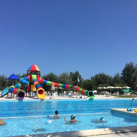 Club Del Sole Stork Family Collection Semesterpark