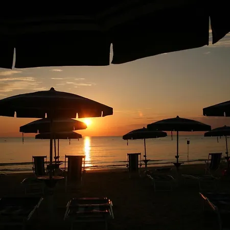 Club Del Sole Stork Family Collection 4*
