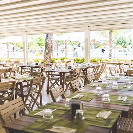 Club Del Sole Stork Family Collection Semesterpark