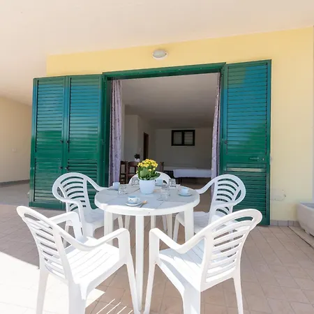 Club Del Sole Stork Family Collection