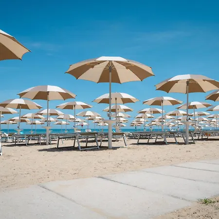 Semesterpark Club Del Sole Stork Family Collection 4*