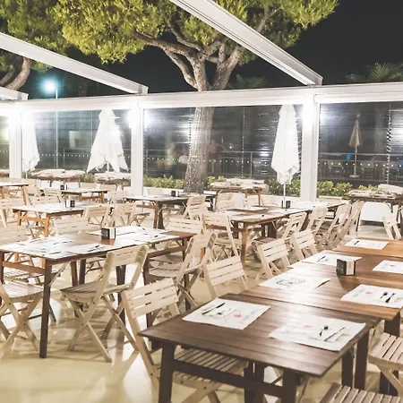 Club Del Sole Stork Family Collection Tatil parkı Giulianova