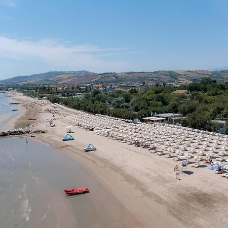 Club Del Sole Stork Family Collection 4*