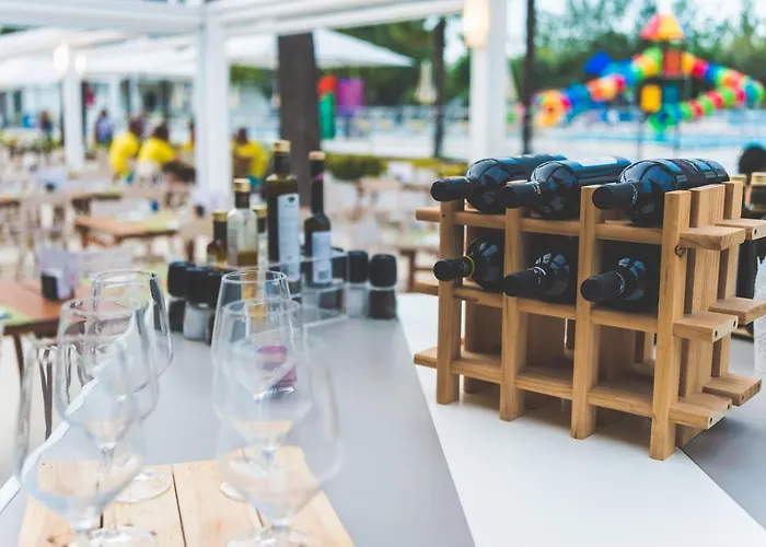 Club Del Sole Stork Family Collection Giulianova