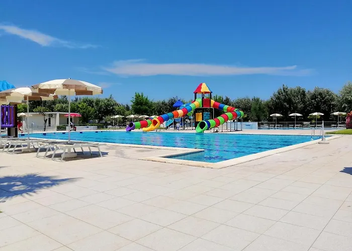 Club Del Sole Stork Family Collection ホリデーパーク 4*