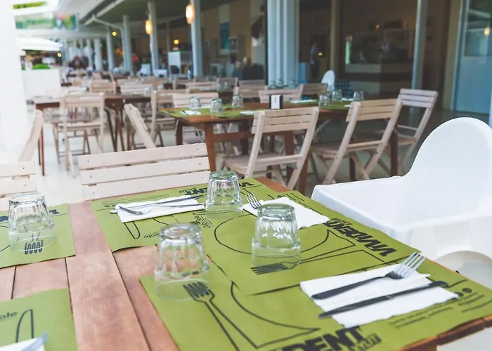 Club Del Sole Stork Family Collection Giulianova